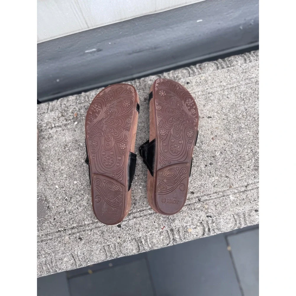 Naot step into